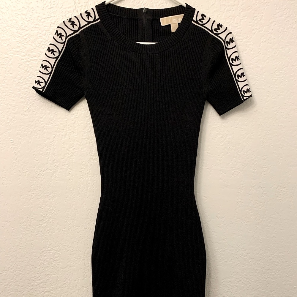 Super comfortable Michael Kors fitting dress
